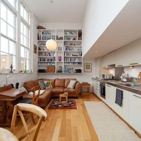 Charming 1 Bedroom Apartment In Old School House ลอนดอน ภายนอก รูปภาพ