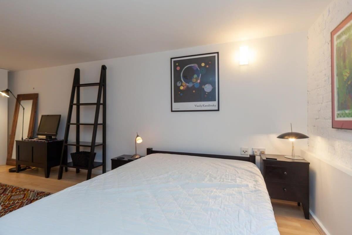 Charming 1 Bedroom Apartment In Old School House ลอนดอน ภายนอก รูปภาพ