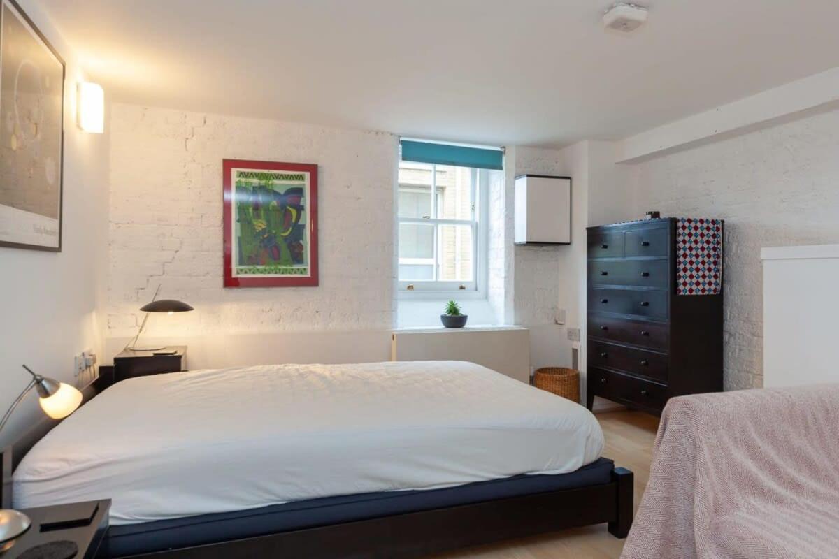 Charming 1 Bedroom Apartment In Old School House ลอนดอน ภายนอก รูปภาพ