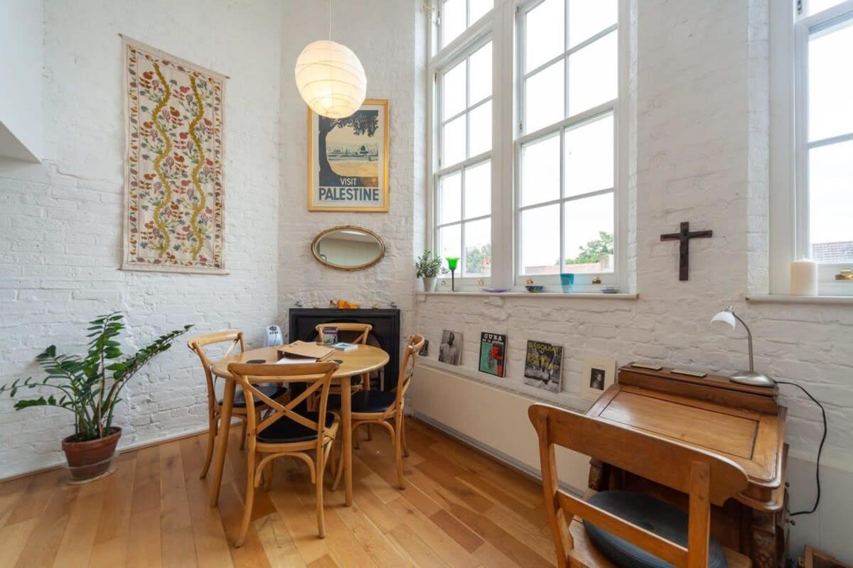 Charming 1 Bedroom Apartment In Old School House ลอนดอน ภายนอก รูปภาพ