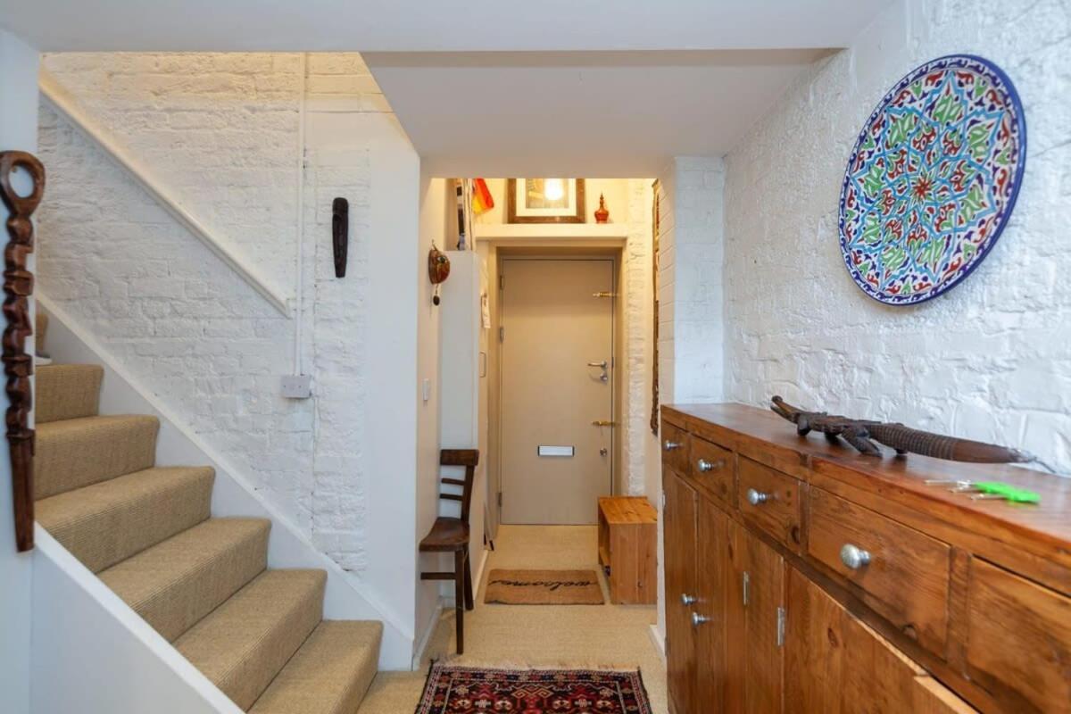 Charming 1 Bedroom Apartment In Old School House ลอนดอน ภายนอก รูปภาพ